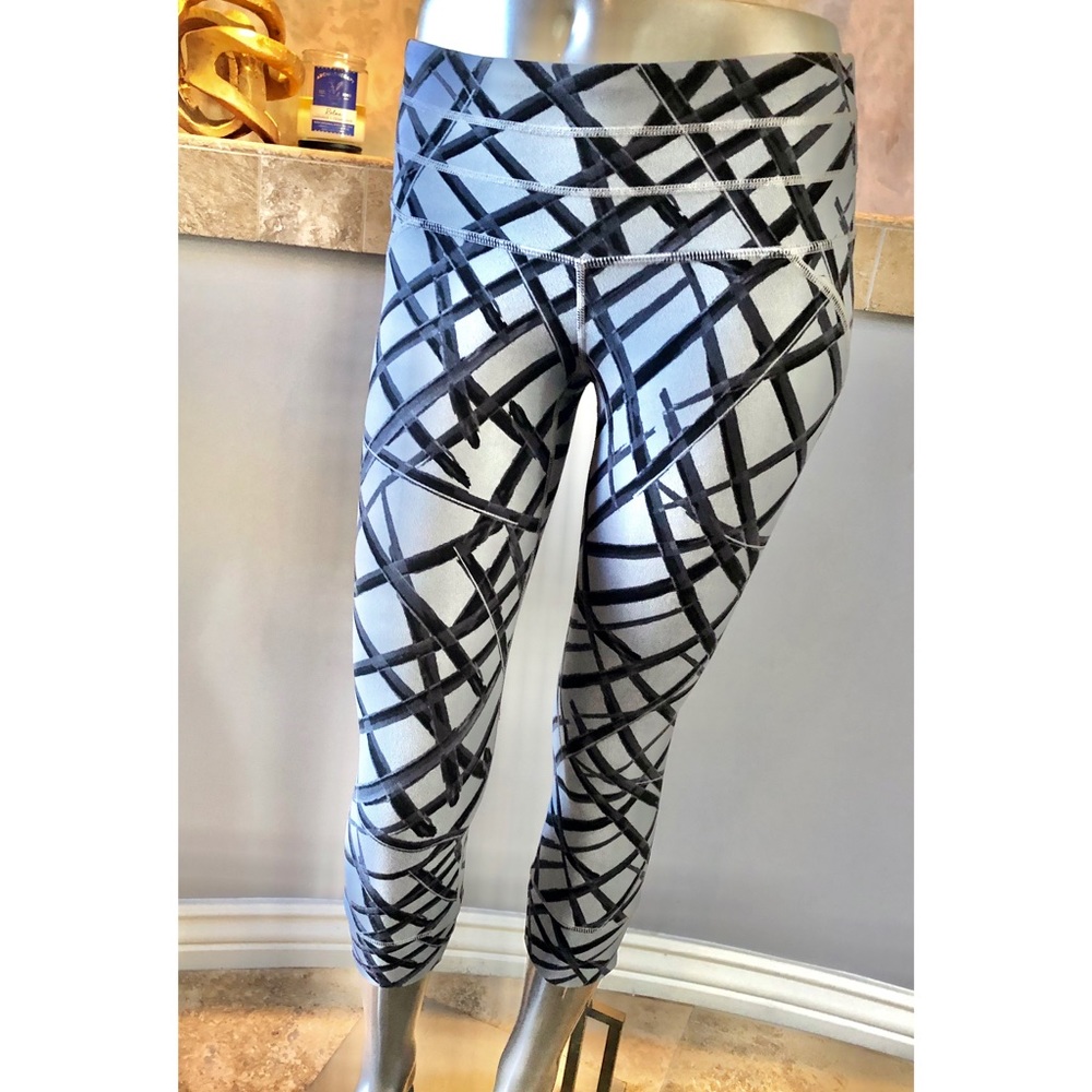 Athleta XXS Lattice Print Leggings